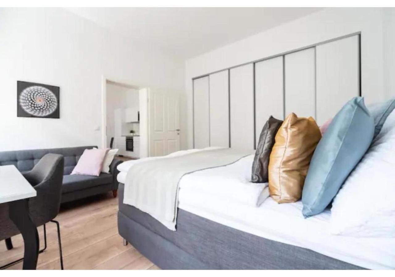 Luxurious And Bright, 5 Min To City Center Lejlighed Wien Eksteriør billede