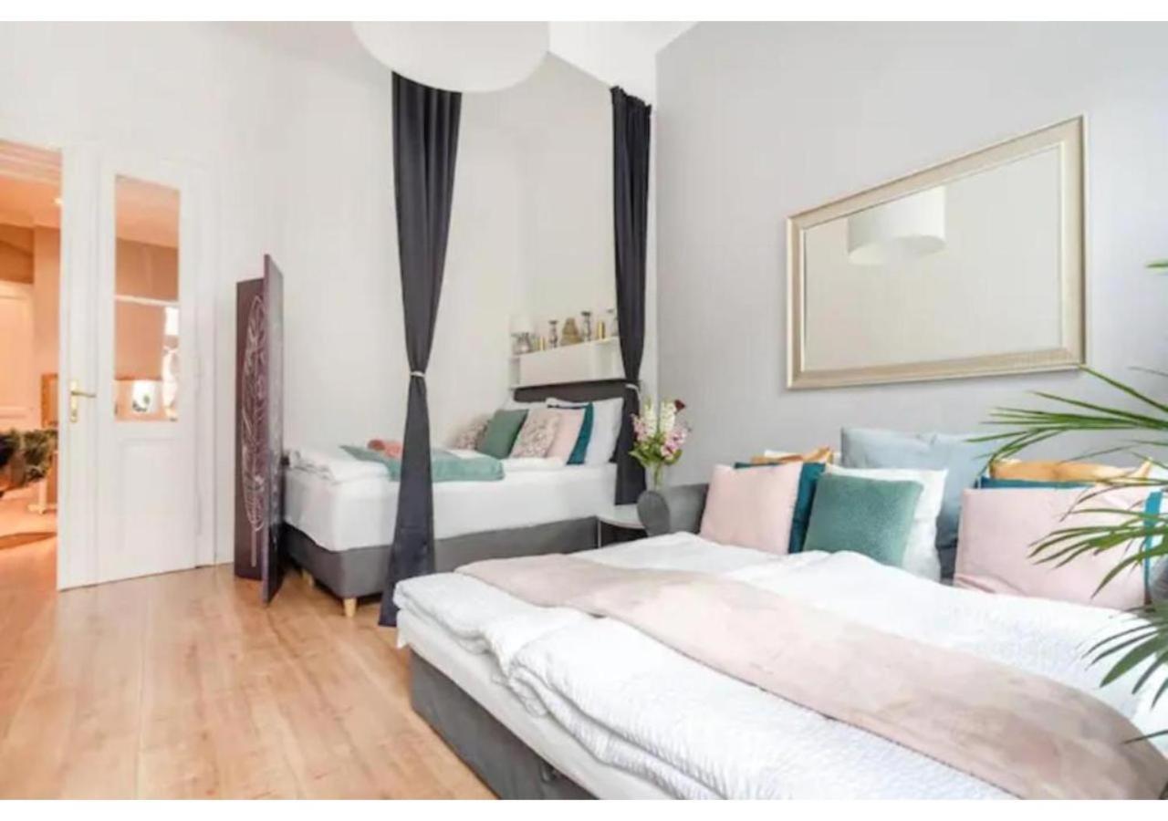 Luxurious And Bright, 5 Min To City Center Lejlighed Wien Eksteriør billede