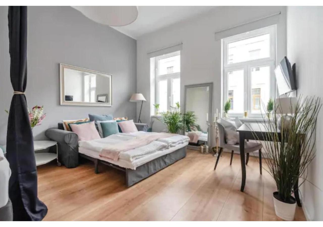 Luxurious And Bright, 5 Min To City Center Lejlighed Wien Eksteriør billede