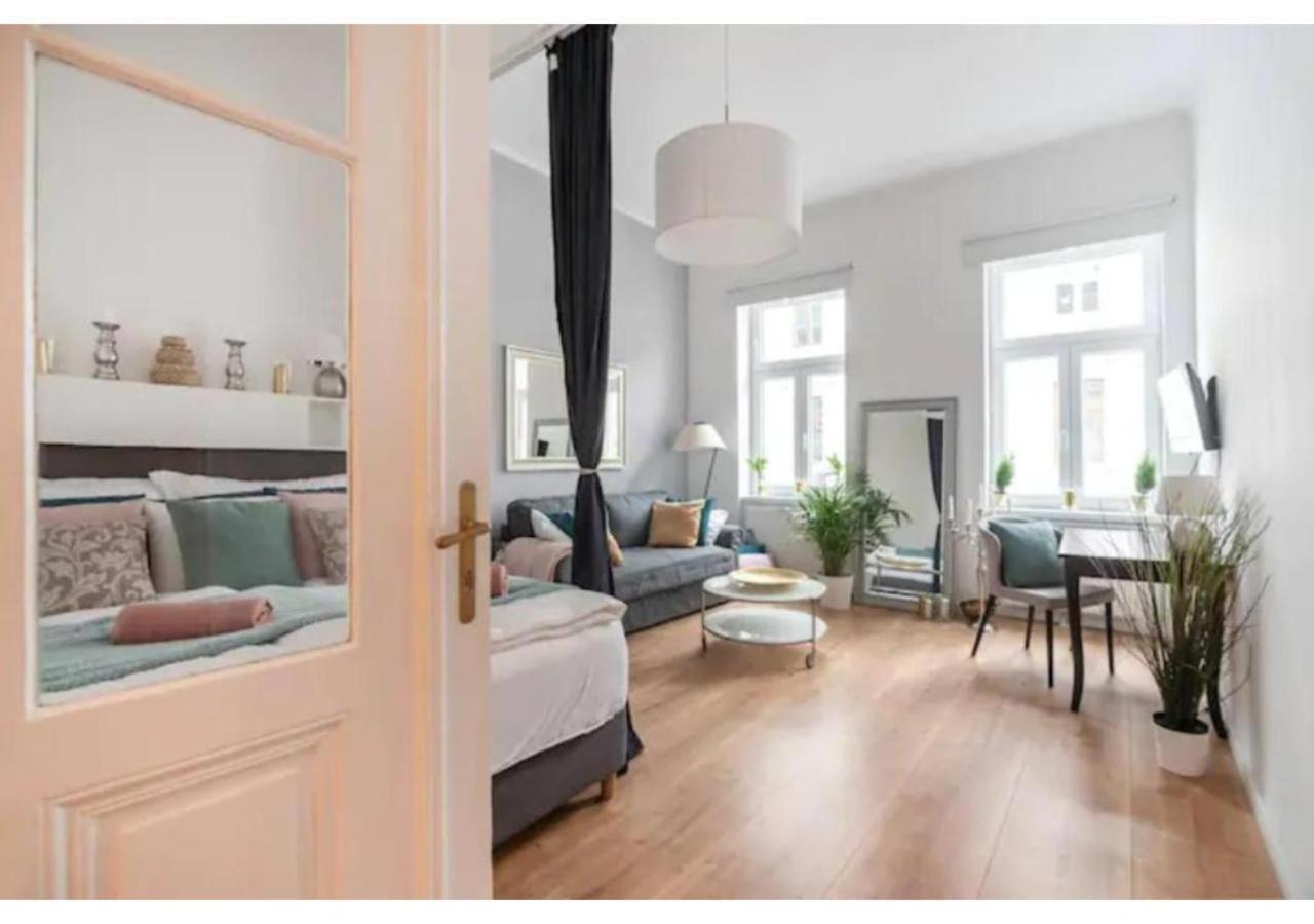 Luxurious And Bright, 5 Min To City Center Lejlighed Wien Eksteriør billede