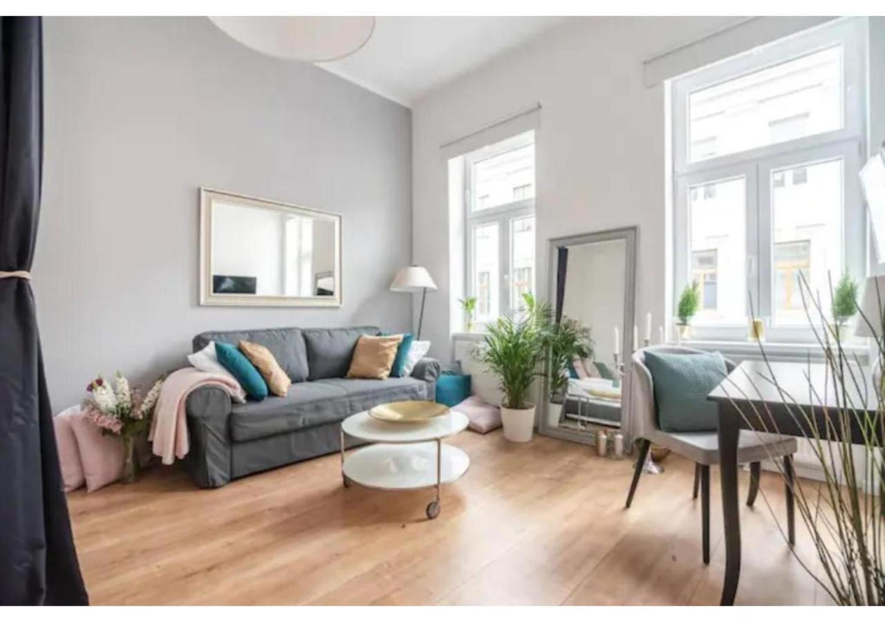 Luxurious And Bright, 5 Min To City Center Lejlighed Wien Eksteriør billede