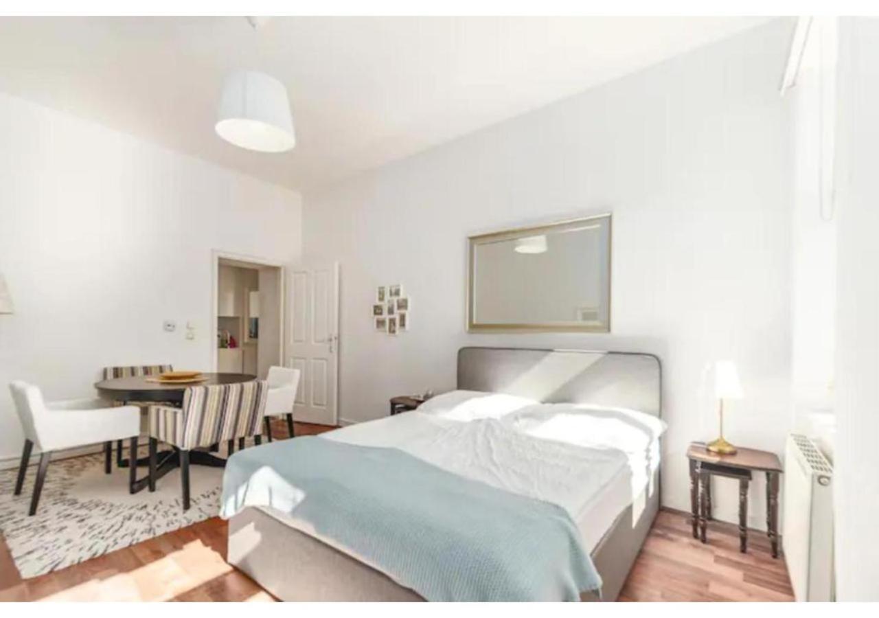 Luxurious And Bright, 5 Min To City Center Lejlighed Wien Eksteriør billede