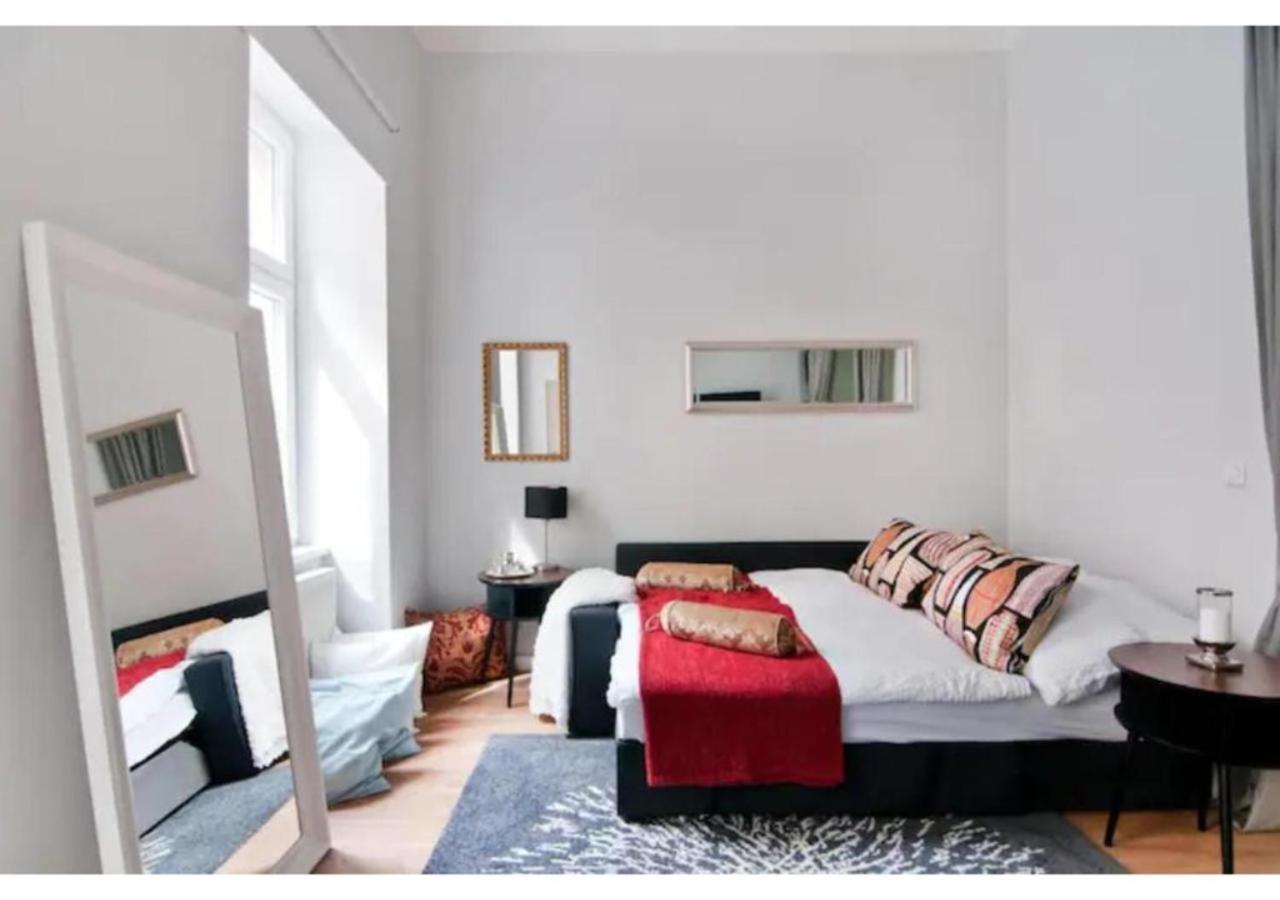 Luxurious And Bright, 5 Min To City Center Lejlighed Wien Eksteriør billede