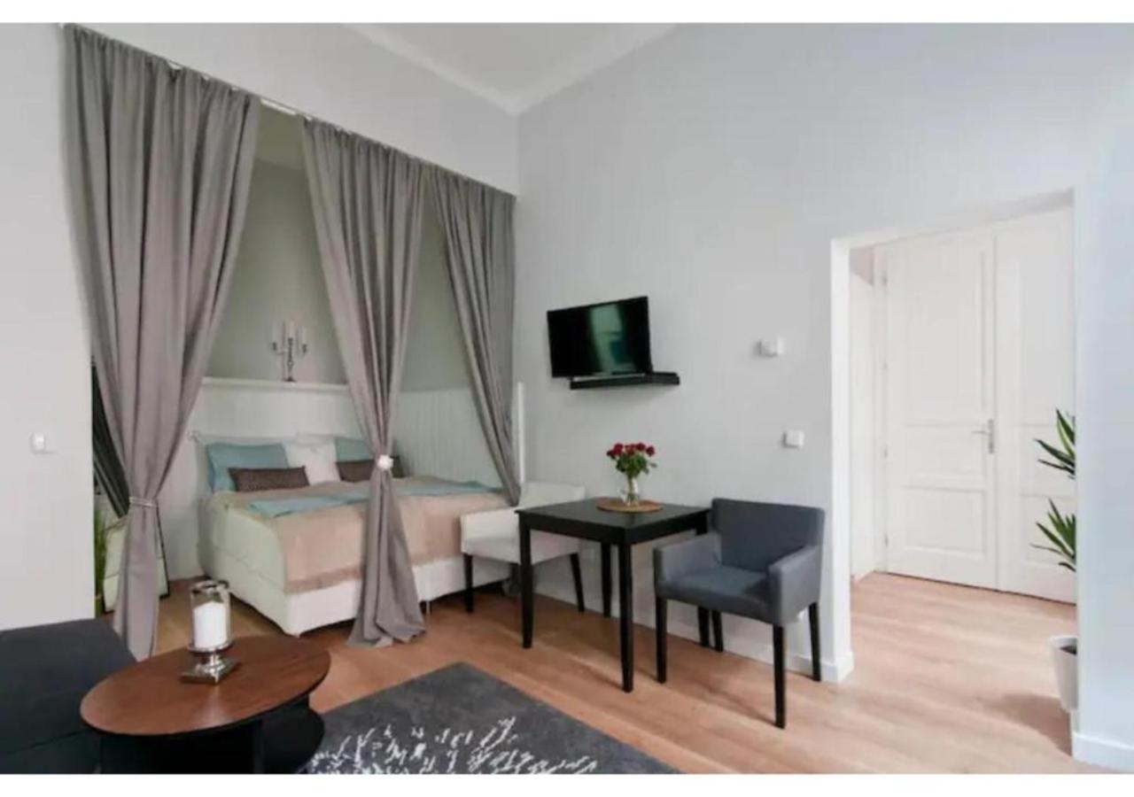 Luxurious And Bright, 5 Min To City Center Lejlighed Wien Eksteriør billede
