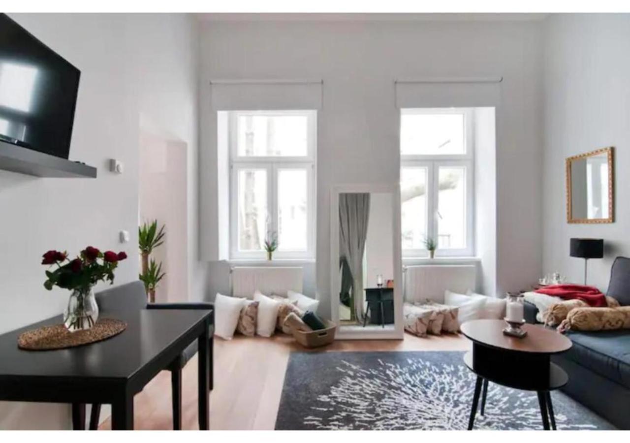Luxurious And Bright, 5 Min To City Center Lejlighed Wien Eksteriør billede